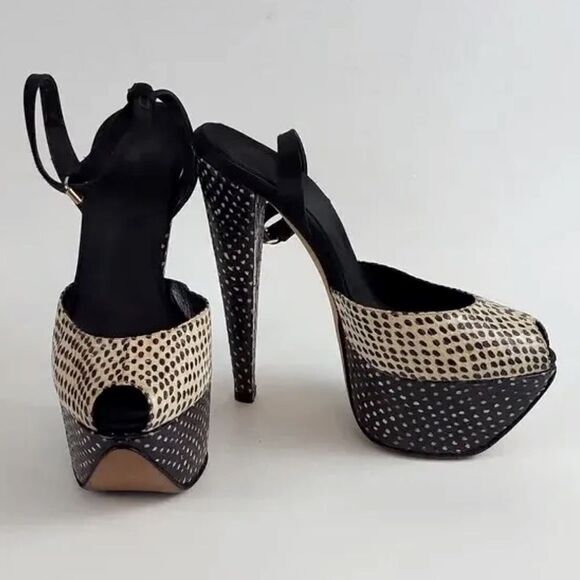 Giambattista Valli Black Ivory Polka Dot Snakeskin Peep Toe platform Sandal 38 8 - Picture 1 of 13